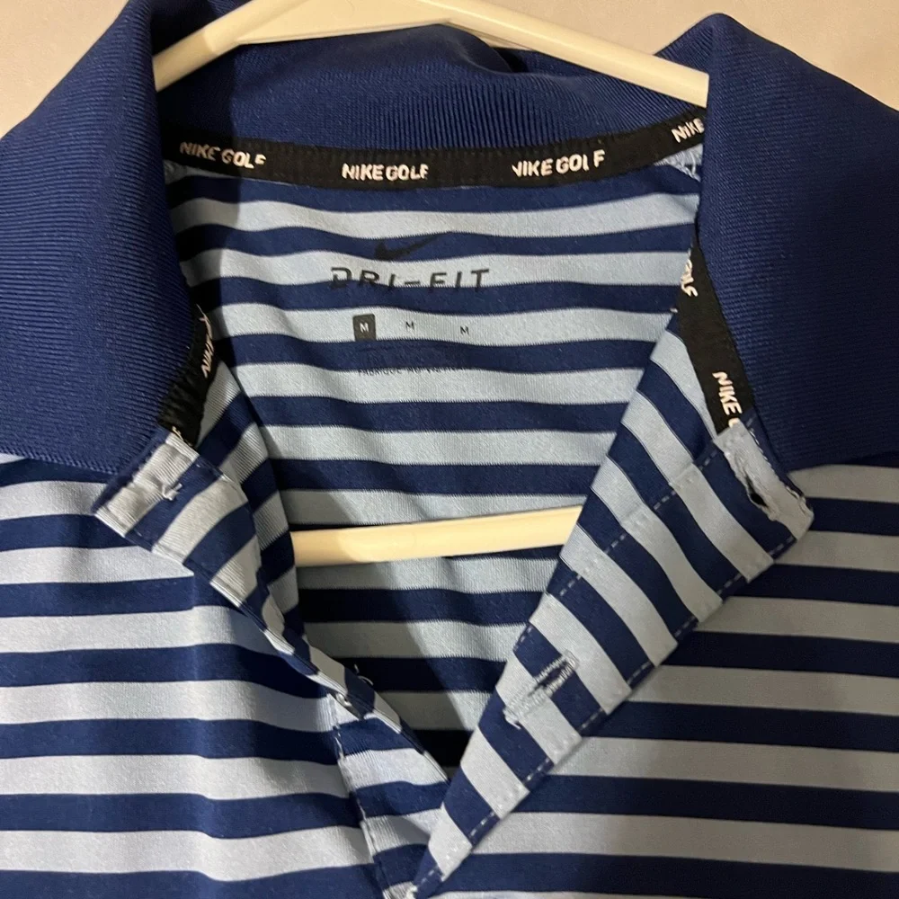 EUC Nike Golf polo - Picture 2 of 3